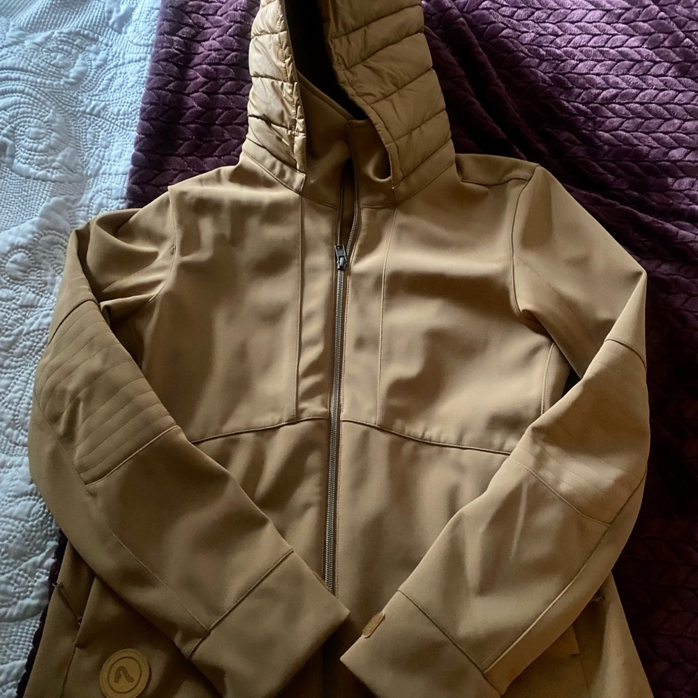Flylow ski jacket - women’s medium